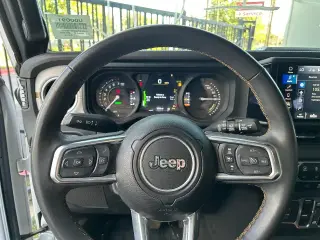 Jeep Wrangler 2024 4x4 Sahara 4xe 4dr SUV