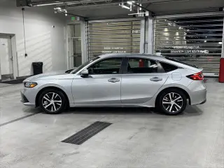 Honda Civic 2024 LX 4dr Hatchback