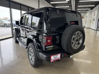 Jeep Wrangler Unlimited 2021 4x4 Sahara SUV 4 puertas