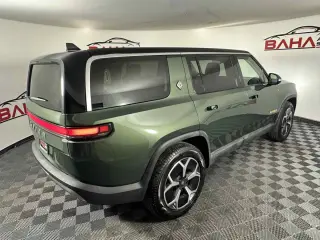 El 2024 Rivian R1S