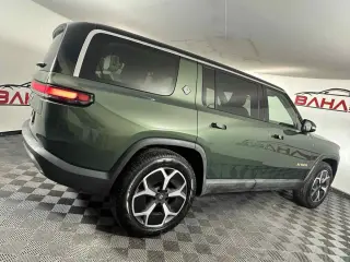 El 2024 Rivian R1S