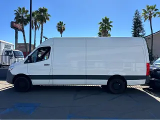 2023 Mercedes-Benz Sprinter Crew Van