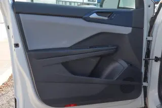 2023 Volkswagen Taos