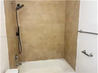 Propiedad de alquiler con 1 dormitorio y 1 baño en Palmetto Bay