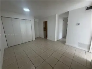 Propiedad de alquiler con 1 dormitorio y 1 baño en Palmetto Bay