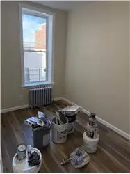 Propiedad de alquiler con 3 dormitorios y 1 baño en Brooklyn