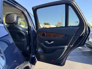 Mercedes-Benz GLC 2016 AWD GLC 300 4MATIC 4dr SUV