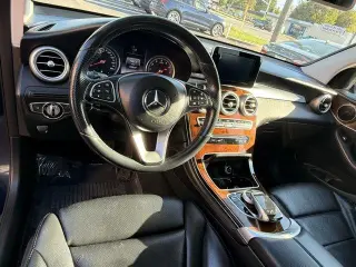 Mercedes-Benz GLC 2016 AWD GLC 300 4MATIC 4dr SUV