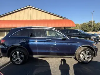 Mercedes-Benz GLC 2016 AWD GLC 300 4MATIC 4dr SUV