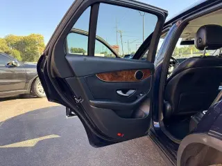 Mercedes-Benz GLC 2016 AWD GLC 300 4MATIC 4dr SUV