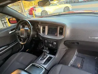Dodge Charger 2019 SXT 4dr Sedán
