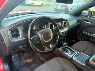Dodge Charger 2019 SXT 4dr Sedán