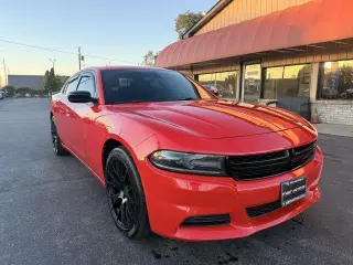 Dodge Charger 2019 SXT 4dr Sedán