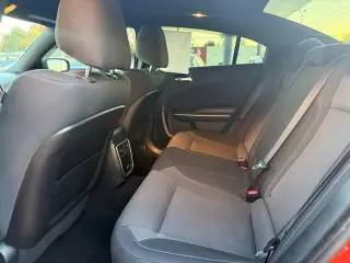 Dodge Charger 2019 SXT 4dr Sedán