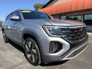 Volkswagen Atlas Cross Sport 2024 SE 4dr SUV con Tecnología