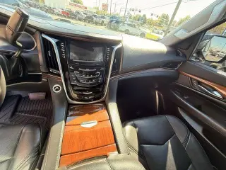 Cadillac Escalade ESV 2018 4x4 Premium Luxury 4dr SUV