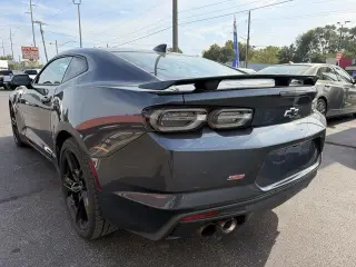 Chevrolet Camaro 2019 SS 2dr Coupe w/2SS