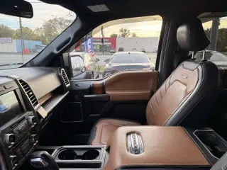 Ford F-150 2017 4x4 King Ranch 4dr SuperCrew 5.5 ft. SB