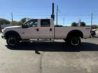 Ford F-250 Super Duty 2014 4x4 King Ranch 4dr Crew Cab 6.8 ft. SB Pickup