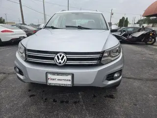 Volkswagen Tiguan 2017 2.0T SEL SUV de 4 puertas