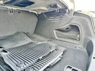 Audi A4 2018 2.0T ultra Premium 4dr Sedán