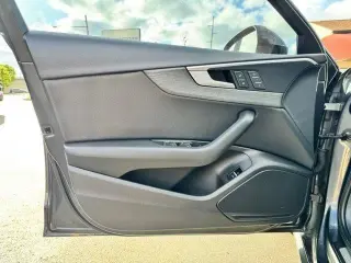 Audi A4 2018 2.0T ultra Premium 4dr Sedán