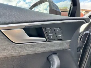 Audi A4 2018 2.0T ultra Premium 4dr Sedán