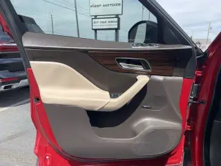 Jaguar F-PACE 2018 AWD 25t Prestige 4dr SUV