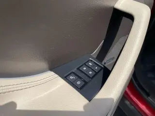 Jaguar F-PACE 2018 AWD 25t Prestige 4dr SUV