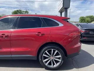 Jaguar F-PACE 2018 AWD 25t Prestige 4dr SUV