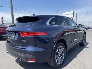 Jaguar F-PACE 2019 AWD 30t Premium 4dr SUV