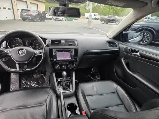 Volkswagen Jetta 2016 1.8T SEL Sedán 4 puertas PZEV