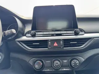 Kia Forte 2022 FE 4dr Sedán