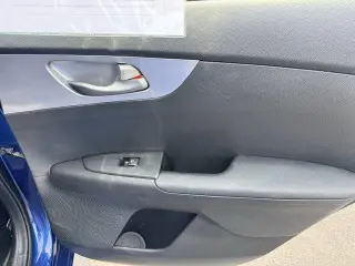 Kia Forte 2022 FE 4dr Sedán