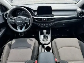 Kia Forte 2022 FE 4dr Sedán