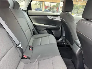 Kia Forte 2022 FE 4dr Sedán