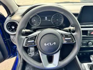Kia Forte 2022 FE 4dr Sedán