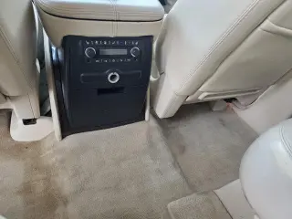 Cadillac Escalade 2004 tracción en las cuatro ruedas 4 puertas SUV