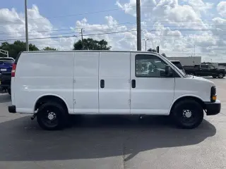 Chevrolet Express 2014 2500 3dr Cargo Van w/1WT