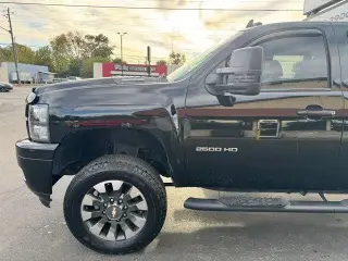 Chevrolet Silverado 2500HD 2014 4x4 LTZ 4dr Crew Cab SB