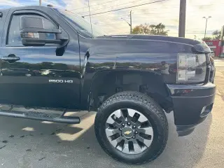 Chevrolet Silverado 2500HD 2014 4x4 LTZ 4dr Crew Cab SB