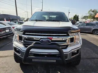 Ford F-150 2020 4x4 XL 4 puertas SuperCrew 6.5 pies. SB