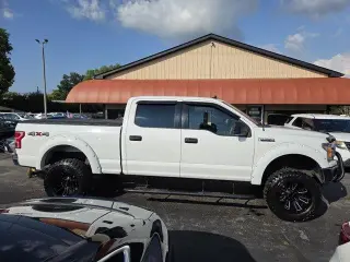 Ford F-150 2020 4x4 XL 4 puertas SuperCrew 6.5 pies. SB