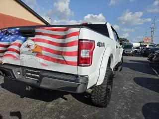 Ford F-150 2020 4x4 XL 4 puertas SuperCrew 6.5 pies. SB