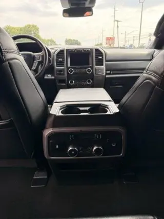 Ford Expedition 2019 4x4 XLT 4dr SUV