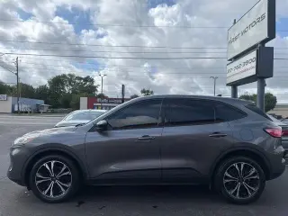 Ford Escape 2021 SE 4dr SUV