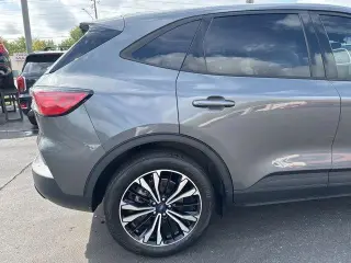 Ford Escape 2021 SE 4dr SUV