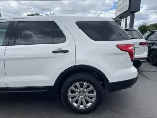 Ford Explorer 2015 tracción total Interceptor de Policía Utilitario SUV 4 puertas