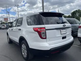 Ford Explorer 2015 tracción total Interceptor de Policía Utilitario SUV 4 puertas
