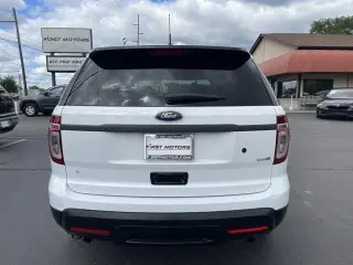 Ford Explorer 2015 tracción total Interceptor de Policía Utilitario SUV 4 puertas